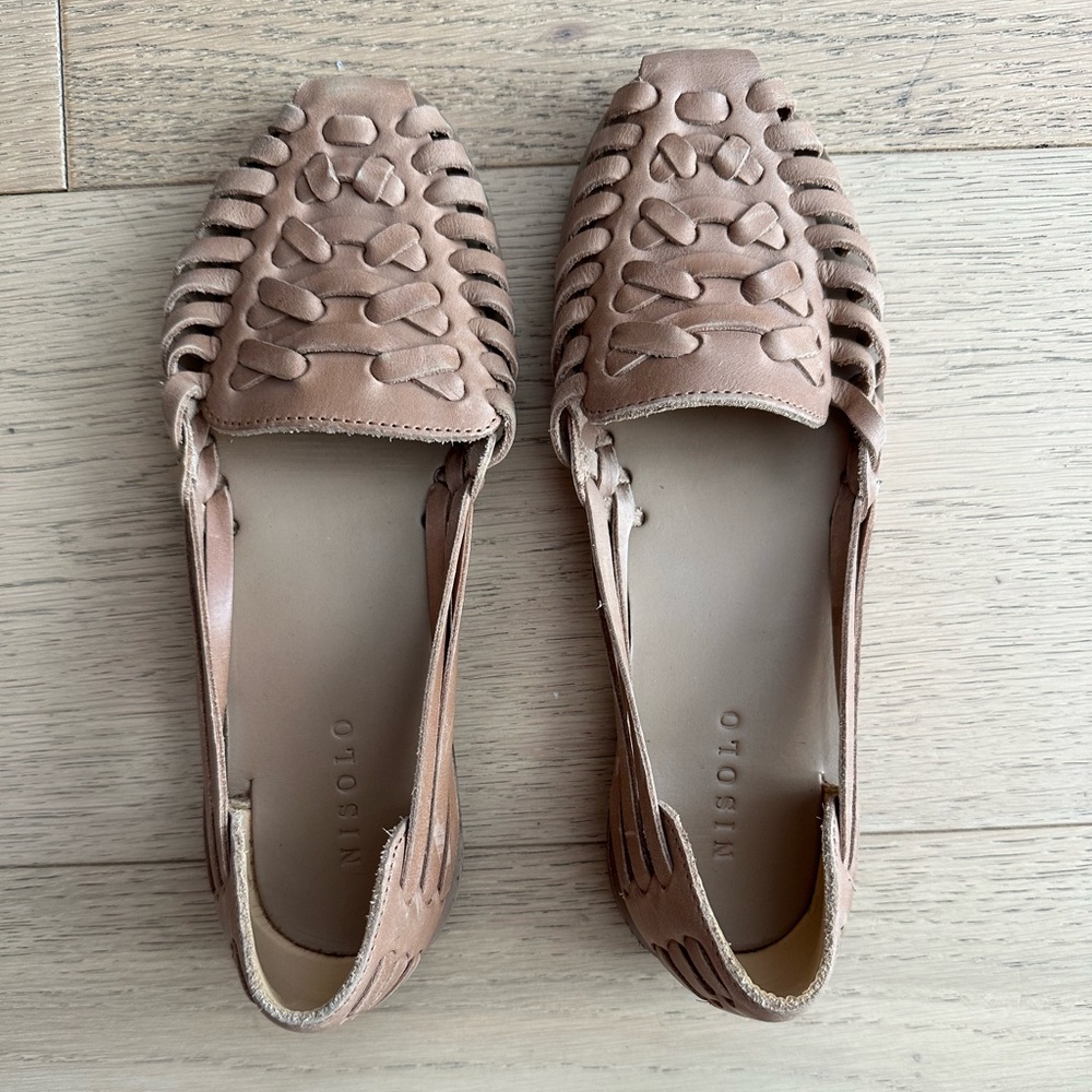 Nisolo Almond Women's Huarache Sandal